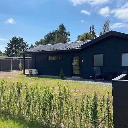 Lovely Bright Summer House In Marielyst Bøtø By