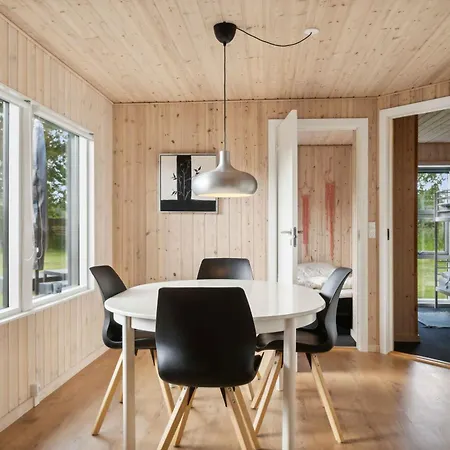 Lovely Bright Summer House In Marielyst