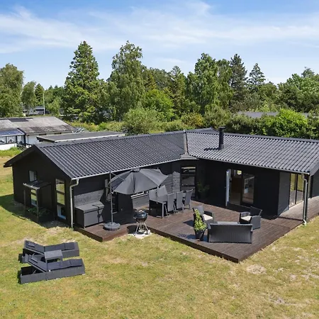 Lovely Bright Summer House In Marielyst Feriehus *