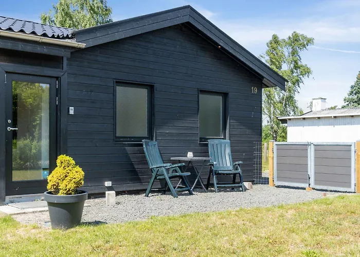 Lovely Bright Summer House In Marielyst Σπίτι διακοπών *