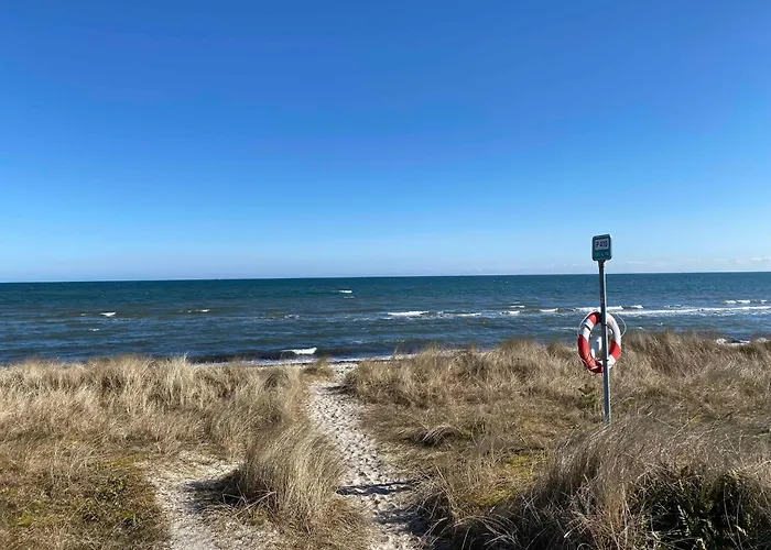 Lovely Bright Summer House In Marielyst Σπίτι διακοπών Bøtø By