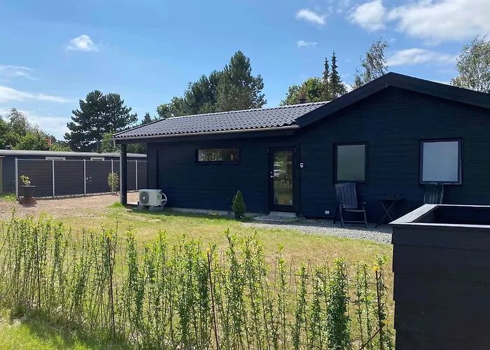 Lovely Bright Summer House In Marielyst Bøtø By