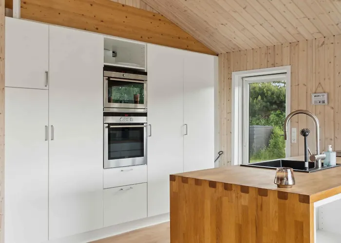 Lovely Bright Summer House In Marielyst Σπίτι διακοπών Bøtø By