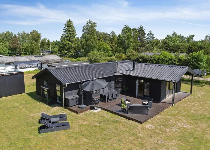 Lovely Bright Summer House In Marielyst Σπίτι διακοπών
